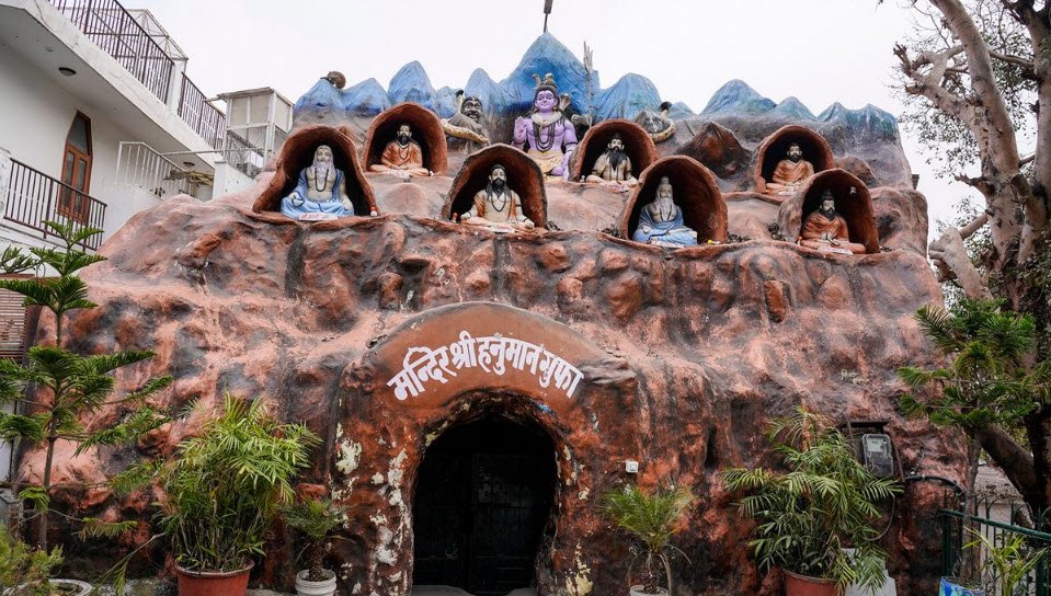 Saptrishi Ashram, Haridwar, Uttarakhand - Vushii.com Saptrishi Ashram, Haridwar, Uttarakhand - Vushii.com